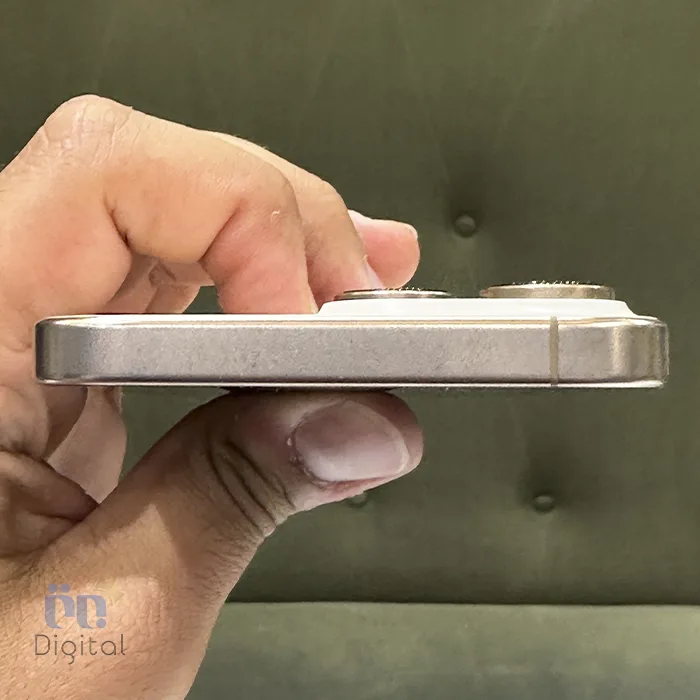 گوشی موبایل اپل مدل iPhone 16 Pro Max ZAA دو سیم کارت حافظه ۲۵۶ گیگابایت – کارکرده | نمای بالا