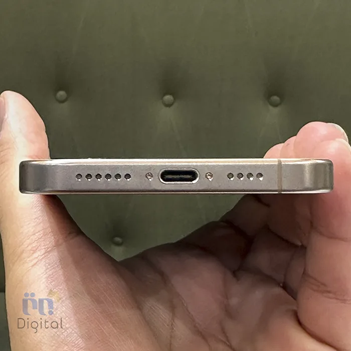 گوشی موبایل اپل مدل iPhone 16 Pro Max ZAA دو سیم کارت حافظه ۲۵۶ گیگابایت – کارکرده | نمای پایین