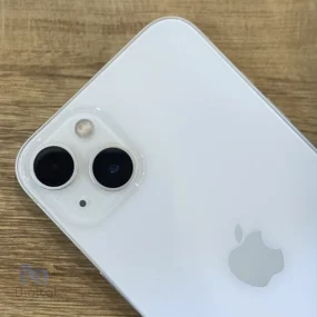 گوشی موبایل اپل مدل iPhone 13 CHA دو سیم کارت حافظه ۱۲۸ گیگابایت – کارکرده | نمای پشت و دوربین