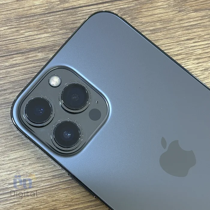 گوشی موبایل اپل مدل iPhone 13 Pro Max ZAA دو سیم کارت حافظه ۲۵۶ گیگابایت – کارکرده | نمای پشت و دوربین