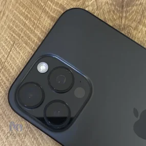گوشی موبایل اپل مدل iPhone 16 Pro Max ZAA دو سیم کارت حافظه ۲۵۶ گیگابایت – کارکرده |‌نمای پشت و دوربین