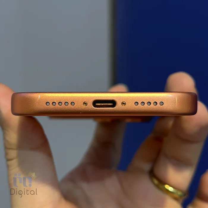 گوشی موبایل اپل مدل iPhone 17 Pro ZAA دو سیم کارت حافظه ۲۵۶ گیگابایت – کارکرده | نمای پایین