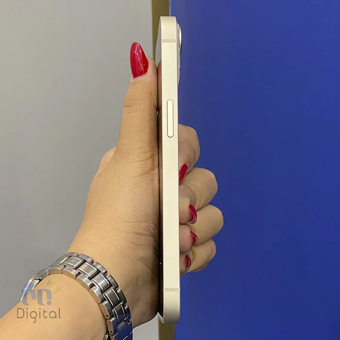 گوشی موبایل اپل مدل iPhone 13 CHA دو سیم کارت حافظه ۱۲۸ گیگابایت – کارکرده | نمای راست