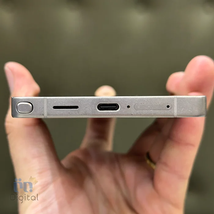 گوشی موبایل سامسونگ مدل گلکسی S25 Ultra 5G حافظه ۲۵۶ گیگابایت با رم ۱۲ گیگابایت – کارکرده | نمای پایین