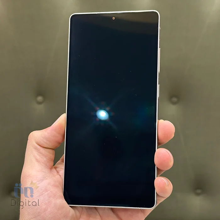 گوشی موبایل سامسونگ مدل گلکسی S25 Ultra 5G حافظه ۲۵۶ گیگابایت با رم ۱۲ گیگابایت – کارکرده | نمای صفحه نمایش