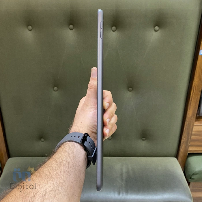 تبلت اپل مدل iPad 9 2023 Wi-Fi ظرفیت ۶۴ گیگابایت - در حد نو