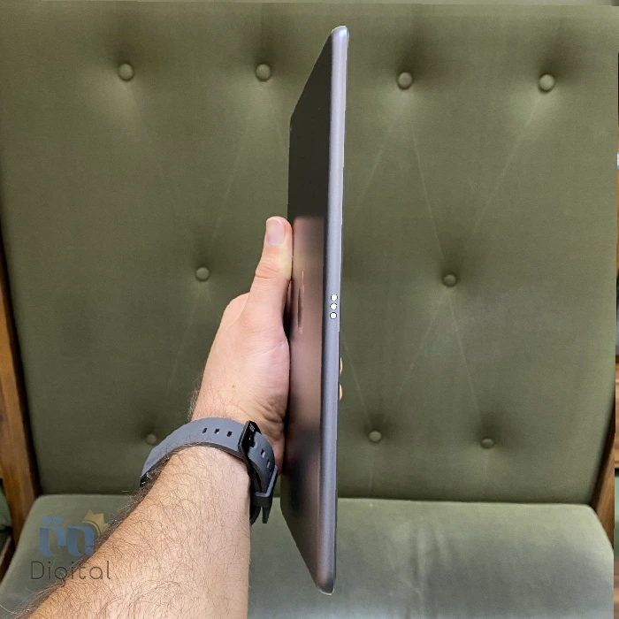 تبلت اپل مدل iPad 9 2023 Wi-Fi ظرفیت ۶۴ گیگابایت - در حد نو