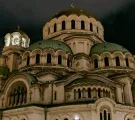 تصویر نمونه در شرایط نور کم با دوربین اصلی